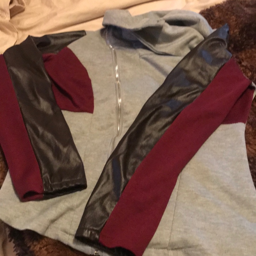 Long sleeve zip up
